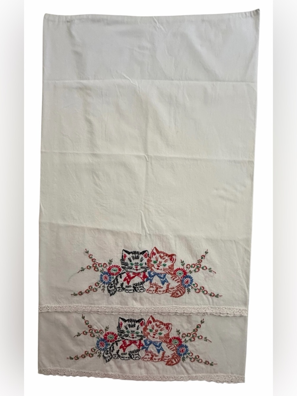 Vintage Handmade Embroidered Twin Cat Kitten Floral Pillow Cases - Set of 2